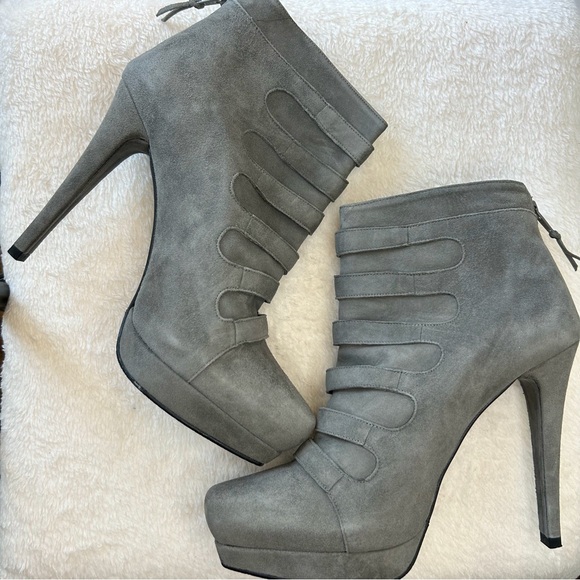 Stuart Weitzman Gray Suede Military Style Boots - Picture 11 of 13